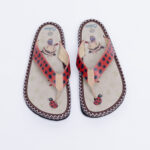 Bunte Damen-Badeschuhe - Ansicht