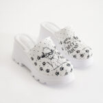 Bequeme Lederclogs mit Plateau für Damen