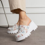 Bequeme Lederclogs mit Plateau für Damen