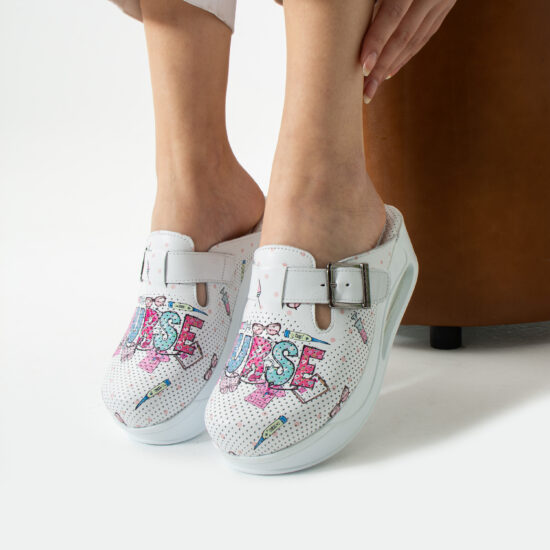 Clogs aus Leder mit Luftsohle und verstellbarem Riemen