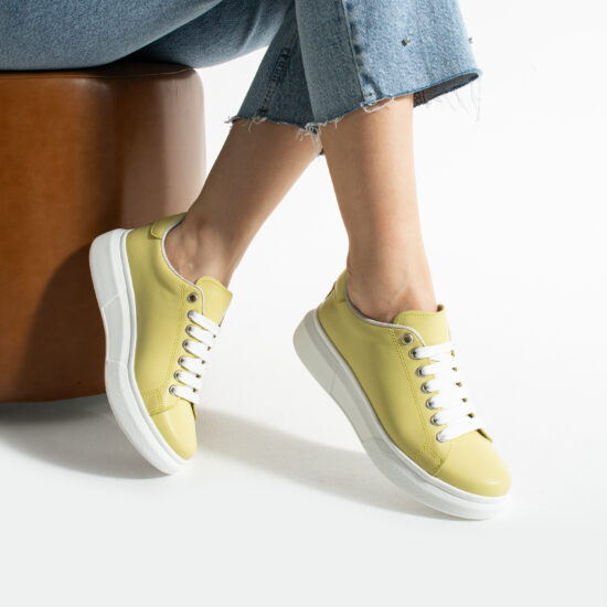 Bequeme gelbe Ledersneaker für Damen