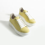 Bequeme gelbe Ledersneaker für Damen