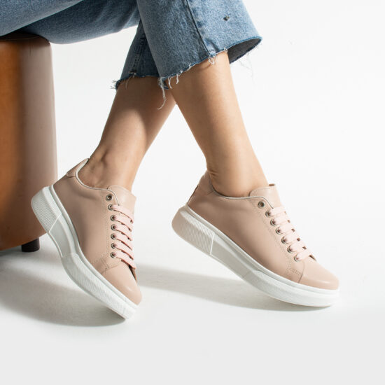 Bequeme nude-farbene Ledersneaker für Damen