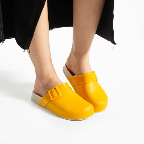 Geschlossene Clog Schuhe Damen aus Gummi orange