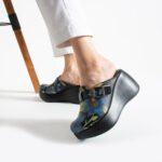 Moderne Damen‑Clogs aus echtem Leder mit hohem Plateau
