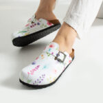 Bunte Damen-Clogs mit Fußbett