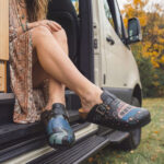 Bunte Damen-Clogs mit Fußbett