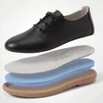 Schwarze bequeme Damenschuhe aus Leder mit Memory Foam - Draufsicht