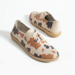 Bequeme Damenschuhe aus Leder mit Camouflage-Muster und Memory Foam - Seitenansicht
