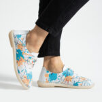Bequeme Damenschuhe aus Leder mit Memory Foam – bunter Print - Естествена кожа