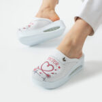 Damen Lederclogs für Pflegeberufe mit Plateausohle – Muster Doctor — 4
