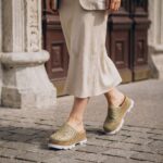 Clogs Schuhe für Damen aus grünem Leder - Зелен