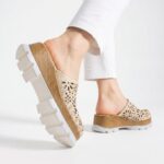 Clogs Schuhe für Damen aus beigem Leder - Естествена кожа