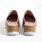 Clogs Schuhe für Damen aus rosafarbenem Leder - Detail