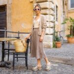 Damen Clogs aus Leder mit Schlangenprint