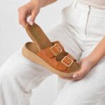 Damen-Lederpantoletten mit Wechselfußbett - Естествена кожа