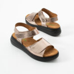 Damen-Sandalen aus Leder mit Wechselfußbett und Klettverschluss - Seitenansicht
