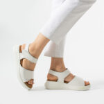 Damen-Sandalen aus Leder mit Wechselfußbett und Klettverschluss - Естествена кожа