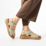 Damen-Sandalen aus Leder mit Wechselfußbett und Klettverschluss - Естествена кожа