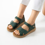 Damen-Sandalen aus Leder mit geschlossener Ferse und Wechselfußbett