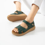 Damen-Sandalen aus Leder mit geschlossener Ferse und Wechselfußbett - Seitenansicht