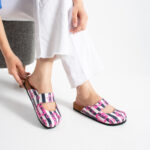 Bunte Damen-Clogs mit Fußbett — 5