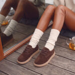Bequeme Damenschuhe aus echtem Veloursleder mit Memory Foam - Кафяв