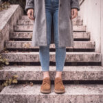 Bequeme Damenschuhe aus echtem Veloursleder mit Memory Foam - Кафяв