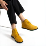 Damen-Stiefeletten aus Nubuk mit Memory Foam - Естествен набук