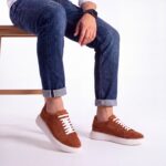 Sneaker für Herren aus echtem Veloursleder