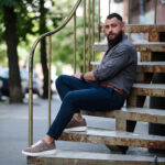 Sneaker für Herren aus echtem Veloursleder - Nerz