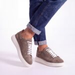 Sneaker für Herren aus echtem Veloursleder - Wildleder