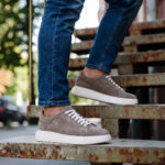 Sneaker für Herren aus echtem Veloursleder - Draufsicht