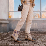 Damen-Schnürboots aus echtem Leder mit buntem Muster - Draufsicht