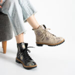 Damen-Schnürboots aus echtem Leder mit buntem Muster - Leder