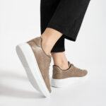 Damen-Sneaker aus echtem Leder - Seitenansicht